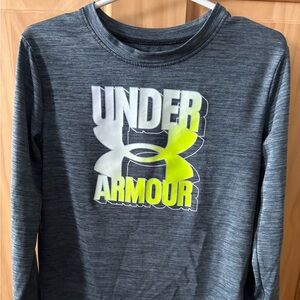 Like New, Boys Size 6 Under Armour Long Sleeve Shirt